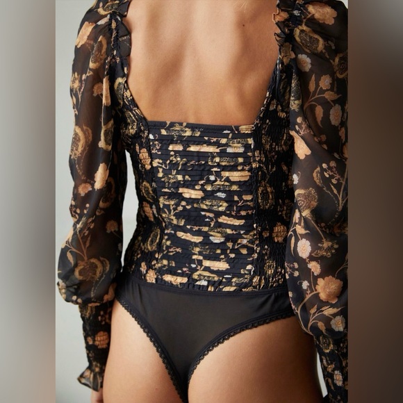 Free People Brunch Date Bodysuit 🌸💐 - Picture 2 of 4